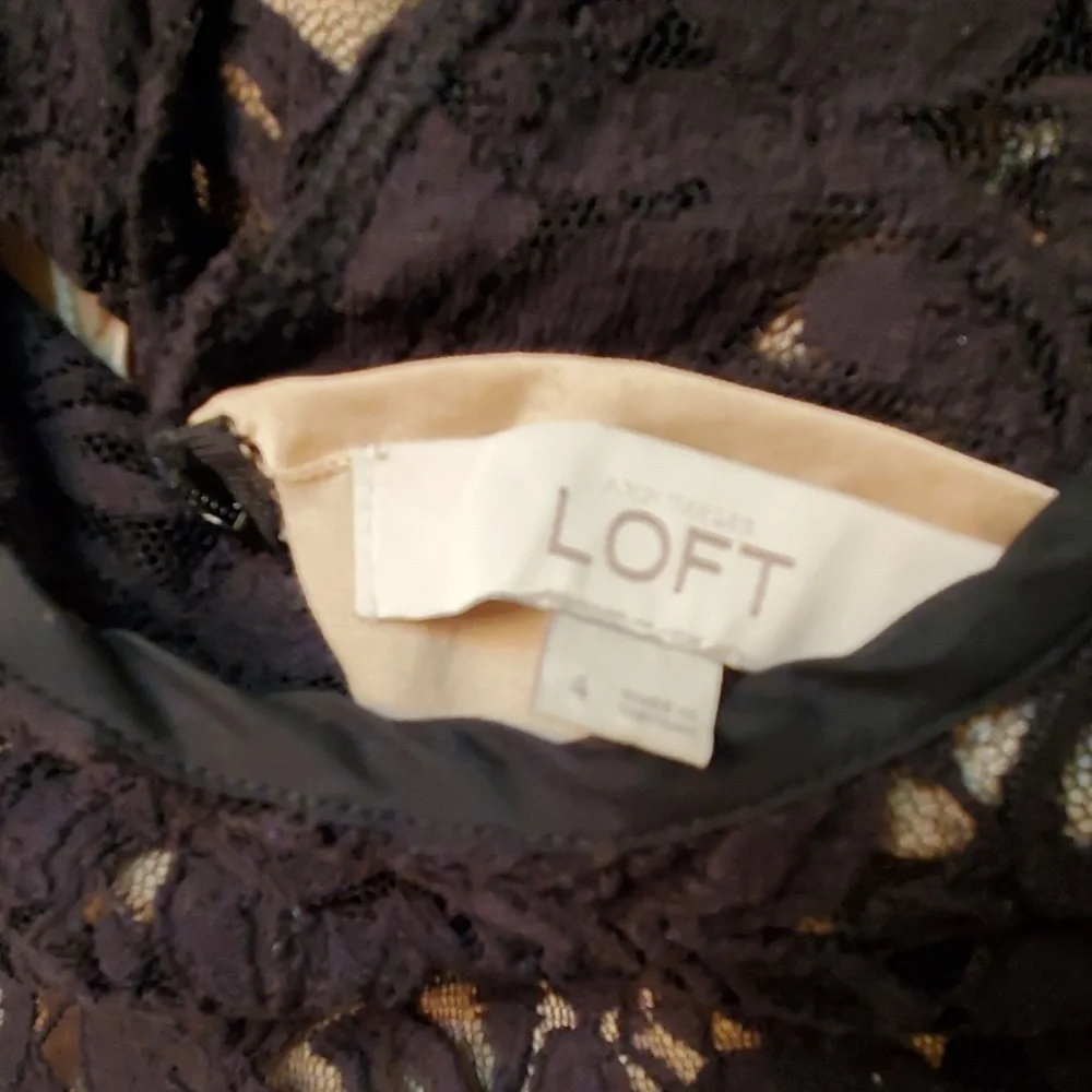 Ann Taylor Loft black lace dress sz 4